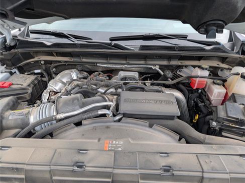 Used 2024 GMC Sierra 2500 AT4 w/ Technology Package AWD/4WD image 36