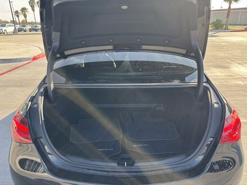 Used 2023 Mercedes-Benz C 300 Sedan image 10