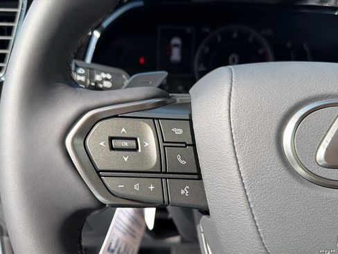 New 2026 Lexus NX 350 AWD image 21