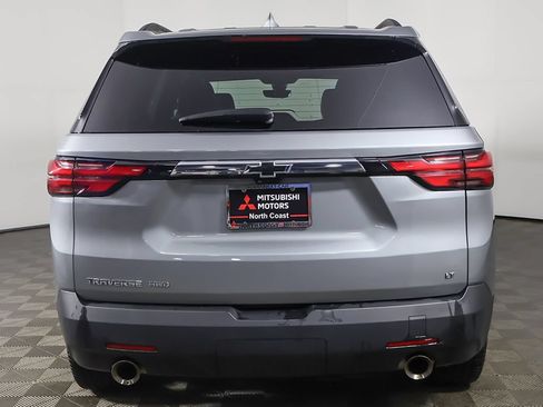 Used 2023 Chevrolet Traverse LT w/ LT Premium Package AWD/4WD image 16