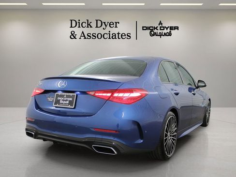 Used 2022 Mercedes-Benz C 300 Sedan image 2