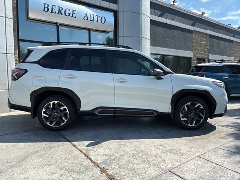 Used 2025 Subaru Forester Limited w/ Popular Package #1 AWD/4WD image 6