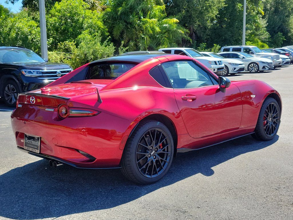 Used 2025 MAZDA MX-5 Miata RF Club RWD image 3