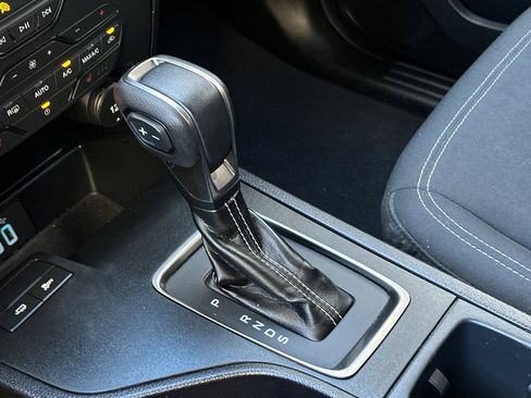 Used 2023 Ford Ranger XLT w/ Equipment Group 302A High image 19