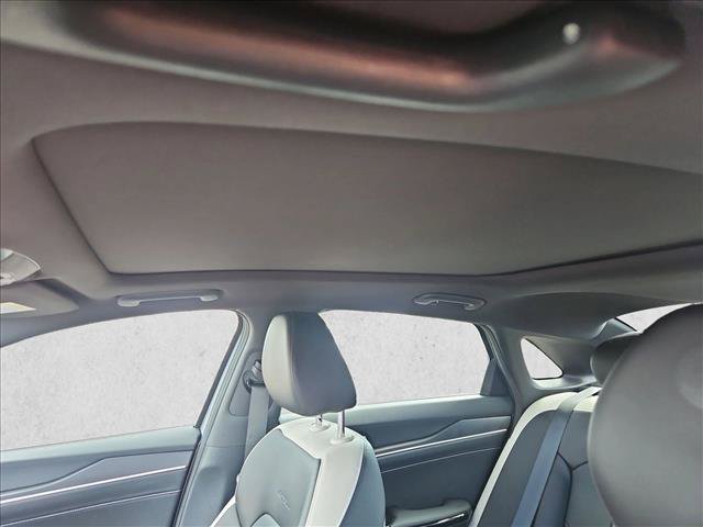 Used 2026 Kia K5 GT-Line w/ GT-Line Premium Package FWD image 16