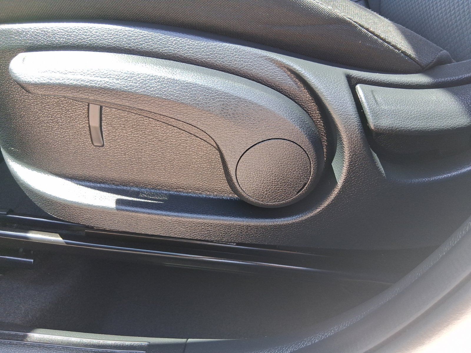 Used 2024 Kia Soul LX w/ Option Group 015 FWD image 7