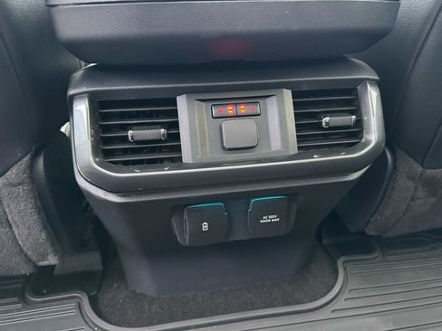 Used 2022 Ford F150 Lariat w/ Equipment Group 502A High image 35