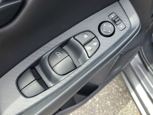 New 2025 Nissan Sentra S image 15