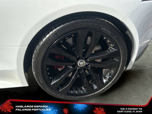 Used 2024 Jaguar F-TYPE R-Dynamic RWD image 29