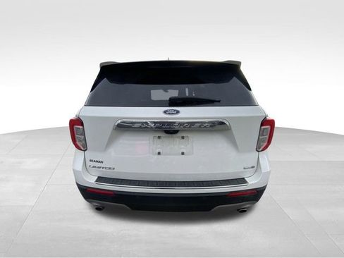Used 2020 Ford Explorer Limited image 11