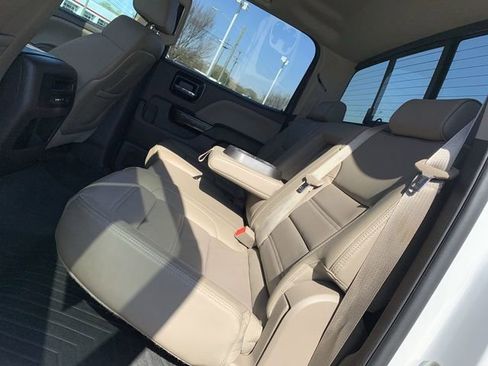 Used 2015 GMC Sierra 3500 Denali image 10