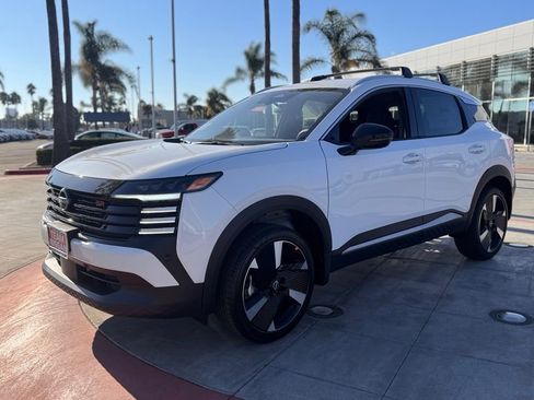 New 2026 Nissan Kicks SR w/ Illumination Package image 4