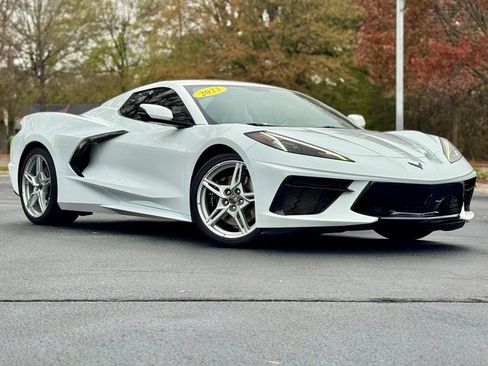 Used 2023 Chevrolet Corvette Stingray w/ Z51 Performance Package image 2