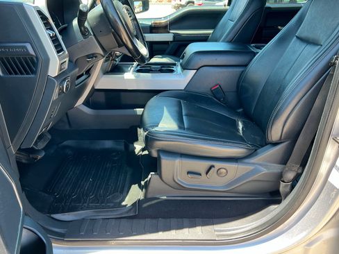 Used 2022 Ford F250 Lariat w/ Lariat Value Package AWD/4WD image 17