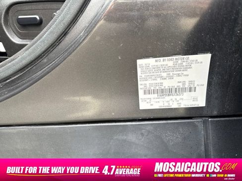 Used 2015 Ford Taurus SEL FWD image 33