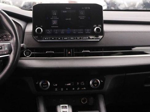Used 2024 Mitsubishi Outlander SE Black Edition FWD image 26