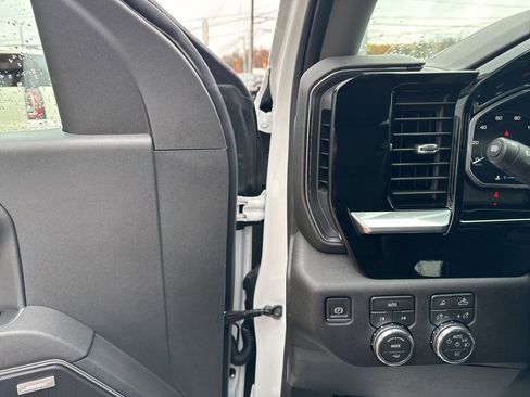 New 2026 GMC Sierra 1500 Elevation w/ Preferred Package AWD/4WD image 14