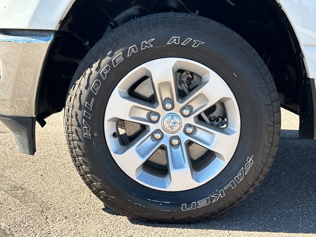 Used 2023 RAM 1500 Laramie AWD/4WD image 26