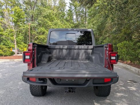 Used 2021 Jeep Gladiator Sport AWD/4WD image 6