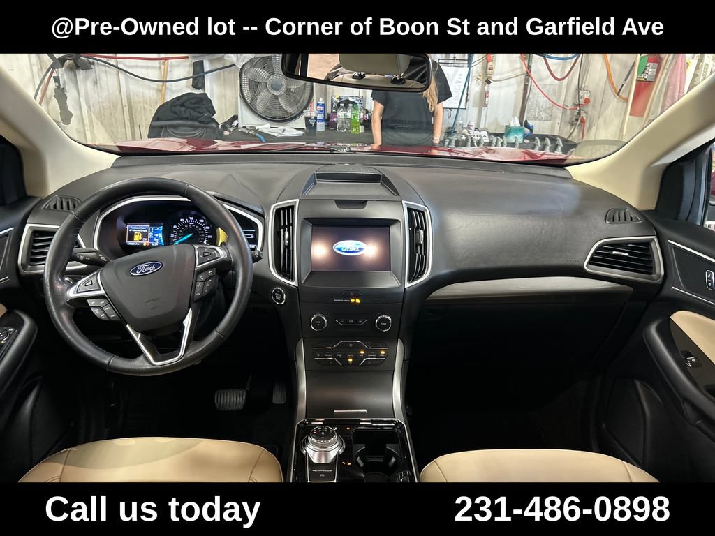 Used 2020 Ford Edge SEL w/ Convenience Package AWD/4WD image 18