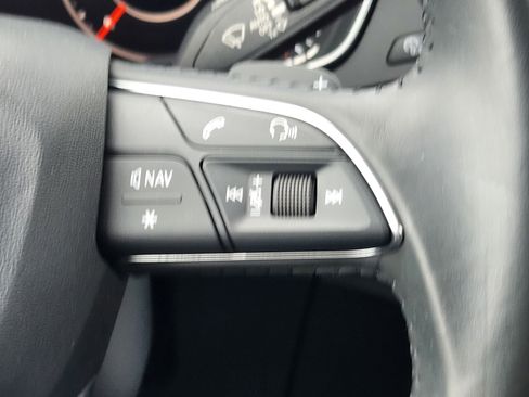 Used 2018 Audi Q5 2.0T Premium Plus image 32