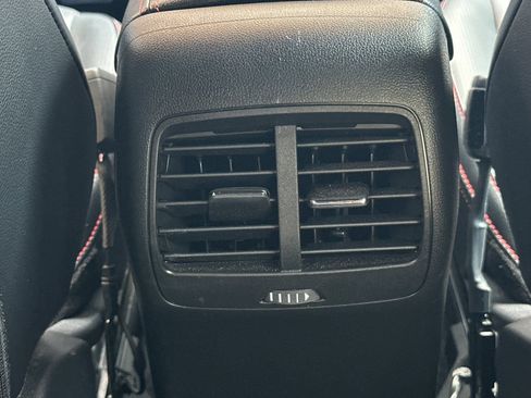 Used 2025 Ford Escape ST-Line Elite w/ Premium Technology Package image 17