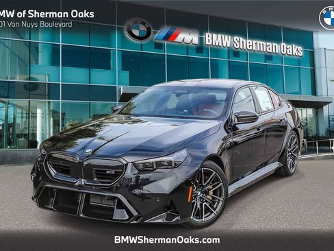 New 2026 BMW M5 AWD/4WD image 1