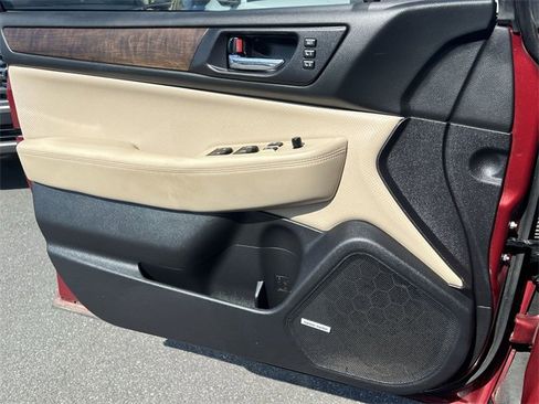 Used 2017 Subaru Outback 2.5i Limited image 26