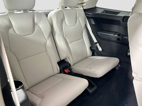 New 2025 Volvo XC90 B6 Ultra w/ Lounge Package image 27