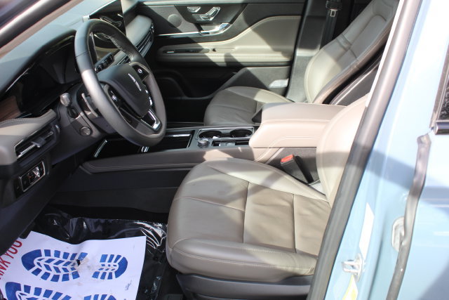 Certified 2024 Lincoln Corsair Reserve w/ Equipment Group 201A AWD/4WD image 14