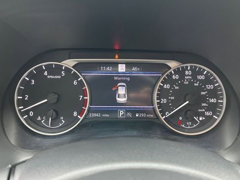 Used 2025 Nissan Sentra SV image 38