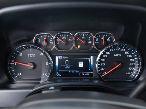 Used 2018 Chevrolet Silverado 1500 High Country image 35