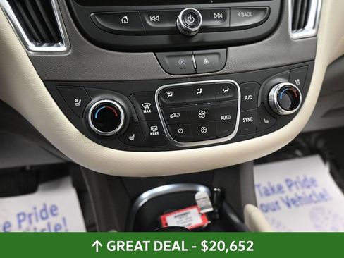 Used 2024 Chevrolet Malibu LT image 41