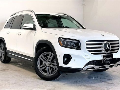 New 2026 Mercedes-Benz GLB 250 image 1