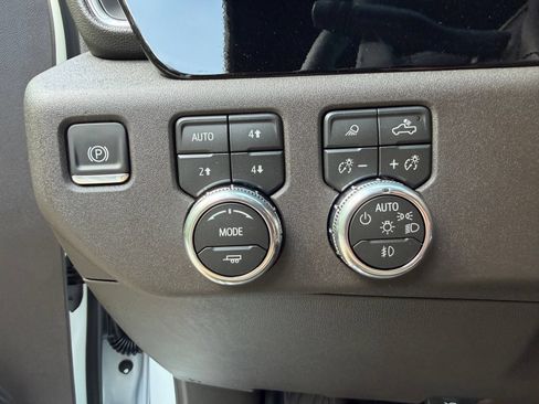 New 2026 GMC Sierra 1500 SLT w/ SLT Premium Plus Package AWD/4WD image 22