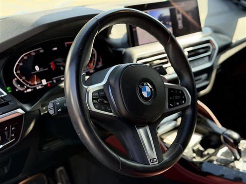 Used 2023 BMW X4 xDrive30i w/ M Sport Package AWD/4WD image 6