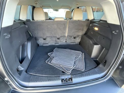 Used 2019 Ford Escape SEL image 29