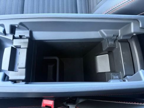 Used 2025 Nissan Rogue SV image 19