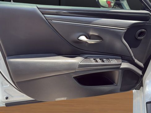 Used 2021 Lexus ES 350 w/ Accessory Package FWD image 21
