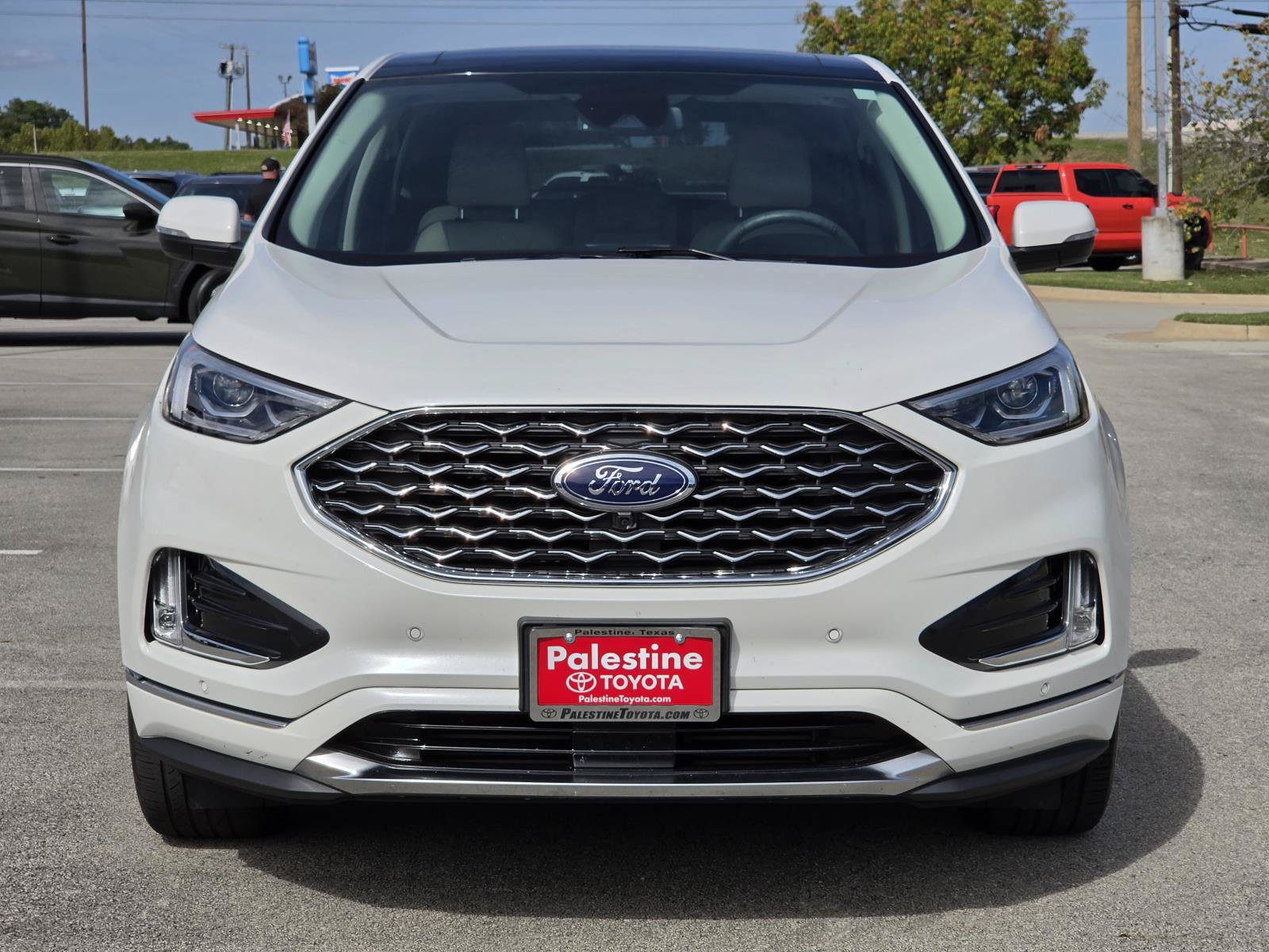 Used 2024 Ford Edge Titanium w/ Titanium Elite Package AWD/4WD image 2