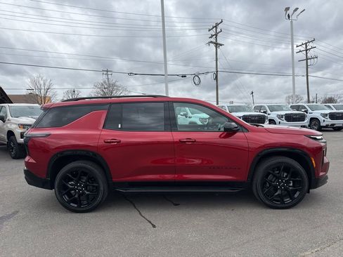 New 2026 Chevrolet Traverse RS image 6