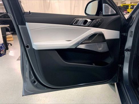 New 2026 BMW X6 M60i image 10
