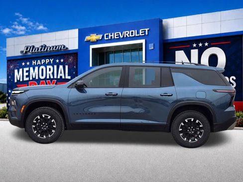 New 2026 Chevrolet Traverse Z71 w/ LPO, Floor Liner Package AWD/4WD image 3