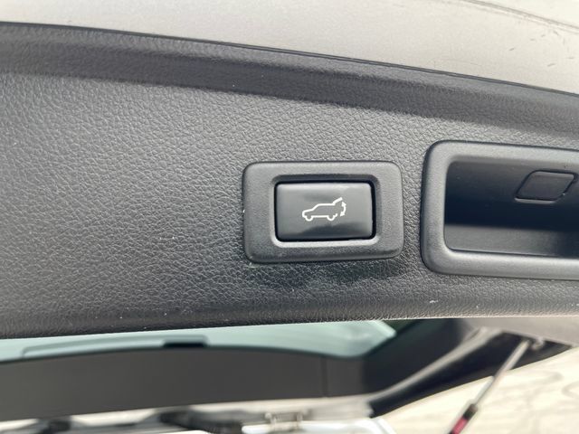 Used 2014 Subaru Forester 2.5i Limited AWD/4WD image 28