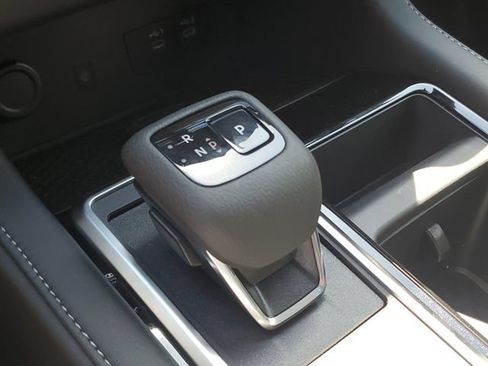 New 2026 Nissan Pathfinder SL AWD/4WD image 35