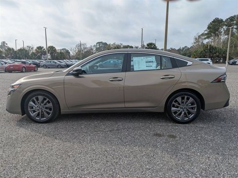 New 2026 Nissan Sentra SL w/ Floor Mat Package image 7