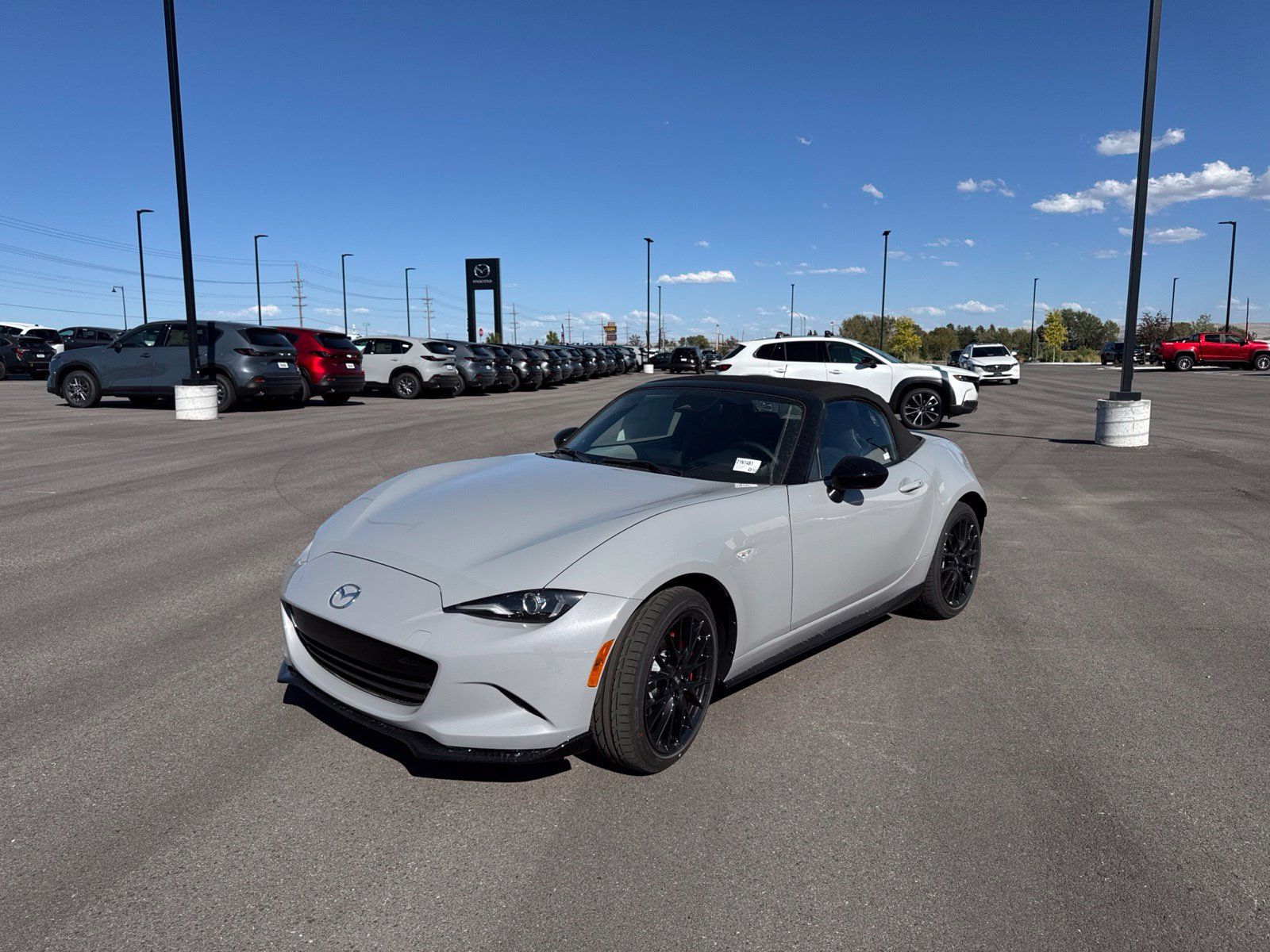 New 2026 MAZDA MX-5 Miata Club w/ Brembo/BBS/Recaro Package RWD image 3
