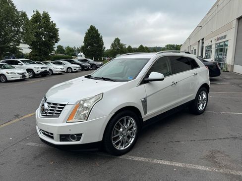 Used 2013 Cadillac SRX Premium AWD/4WD image 30