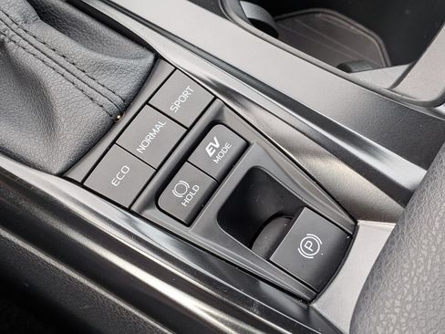 Used 2026 Toyota Camry SE FWD image 26