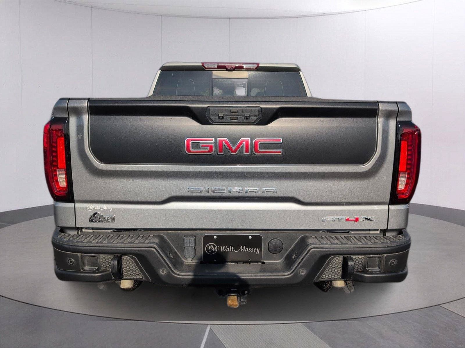 Certified 2024 GMC Sierra 1500 AT4X w/ AT4X AEV Edition AWD/4WD image 6